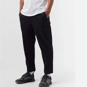 Nike Sportswear Sneaker length Pants taper Black Men's 28 Inseam 25"